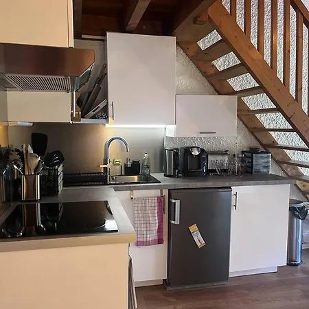 Pour 5 Personnes Avec Vue Sur Montagnes Et Village, A Cauterets, Proche Telecabines - Fr-1-812-63 *