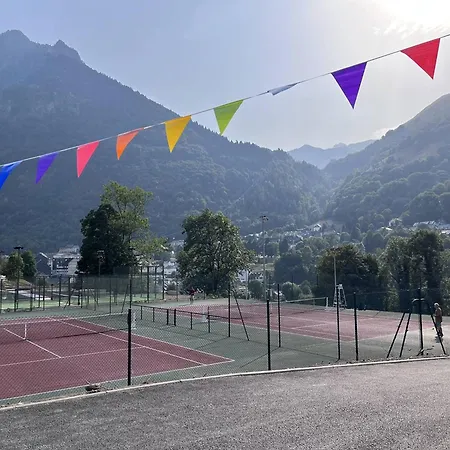 Pour 5 Personnes Avec Vue Sur Montagnes Et Village, A Cauterets, Proche Telecabines - Fr-1-812-63 Апартаменты Котре