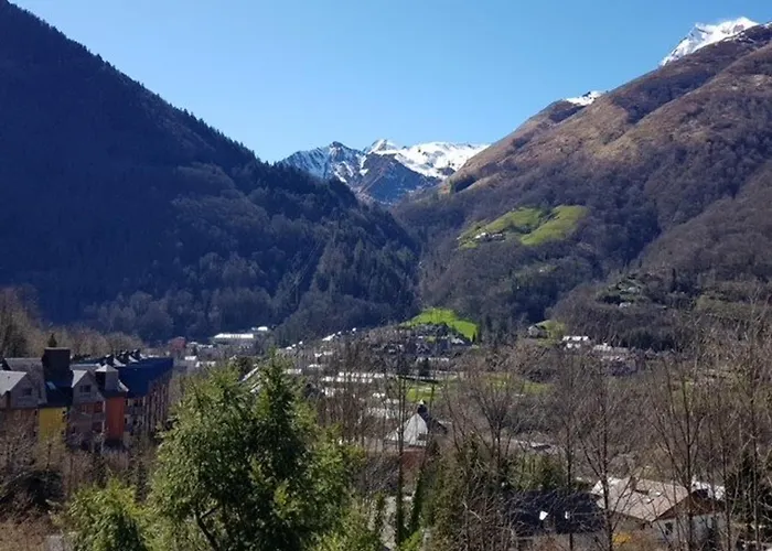 Appartement Pour 5 Personnes Avec Vue Sur Montagnes Et Village, à Cauterets, Proche Télécabines - Fr-1-812-63 *